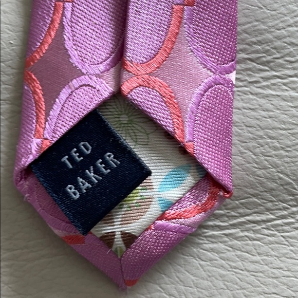 Ten Baker silk tie - Picture 3 of 5